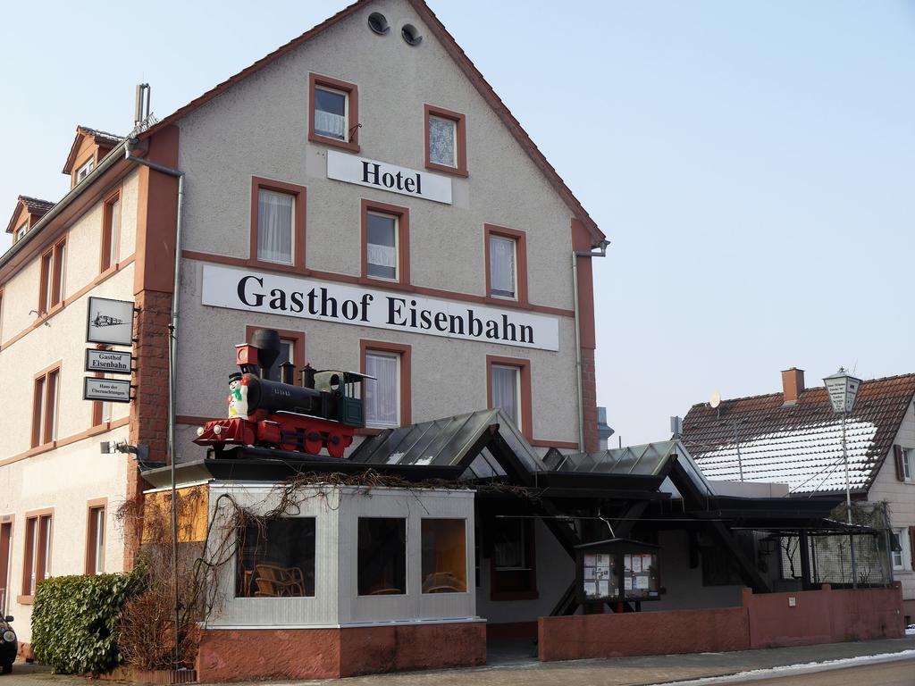 Hotel Hotel-gasthof-destille-eisenbahn 2*